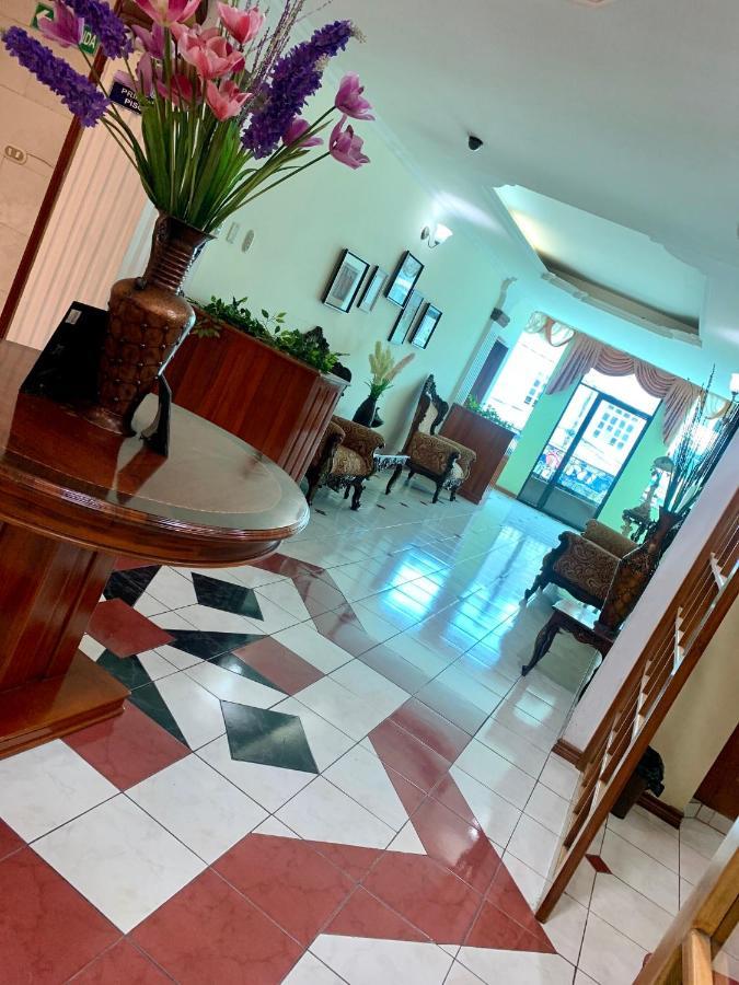 House Center Hotel Milagro Buitenkant foto