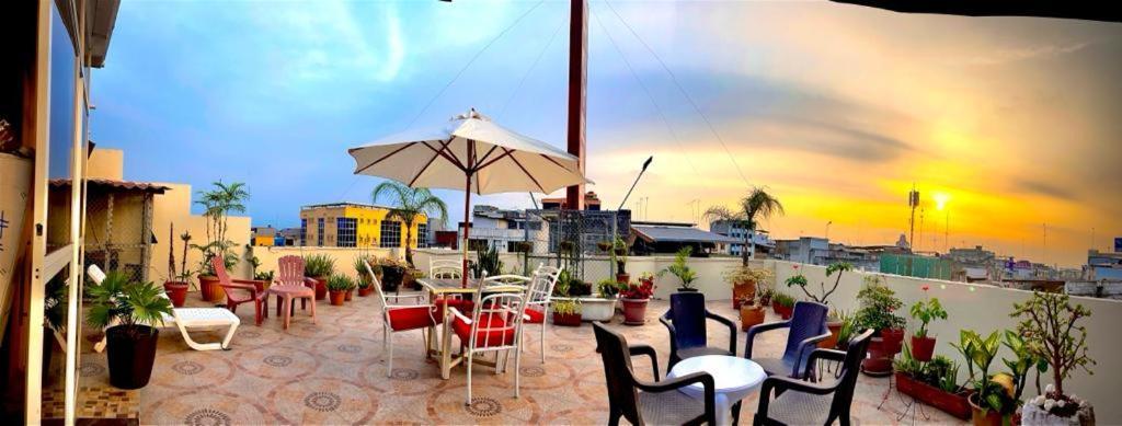 House Center Hotel Milagro Buitenkant foto