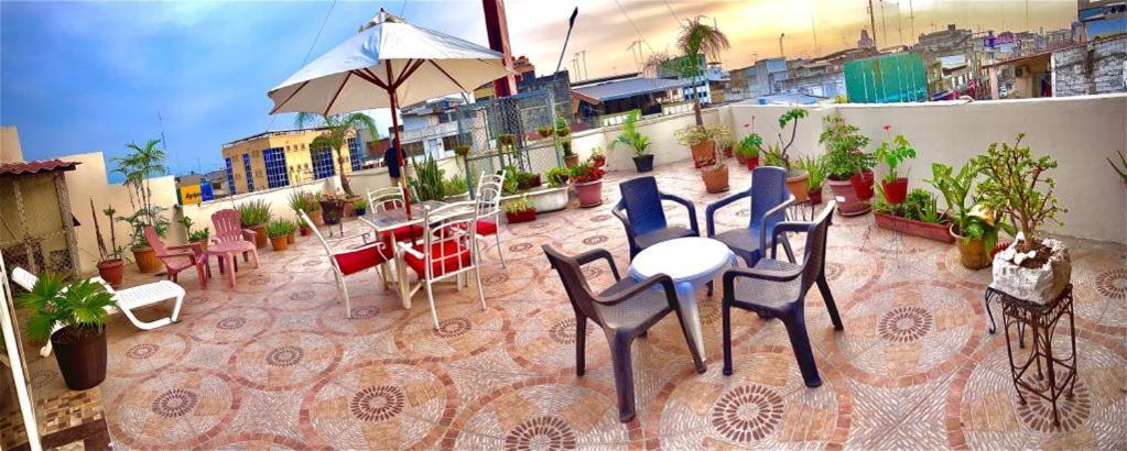 House Center Hotel Milagro Buitenkant foto