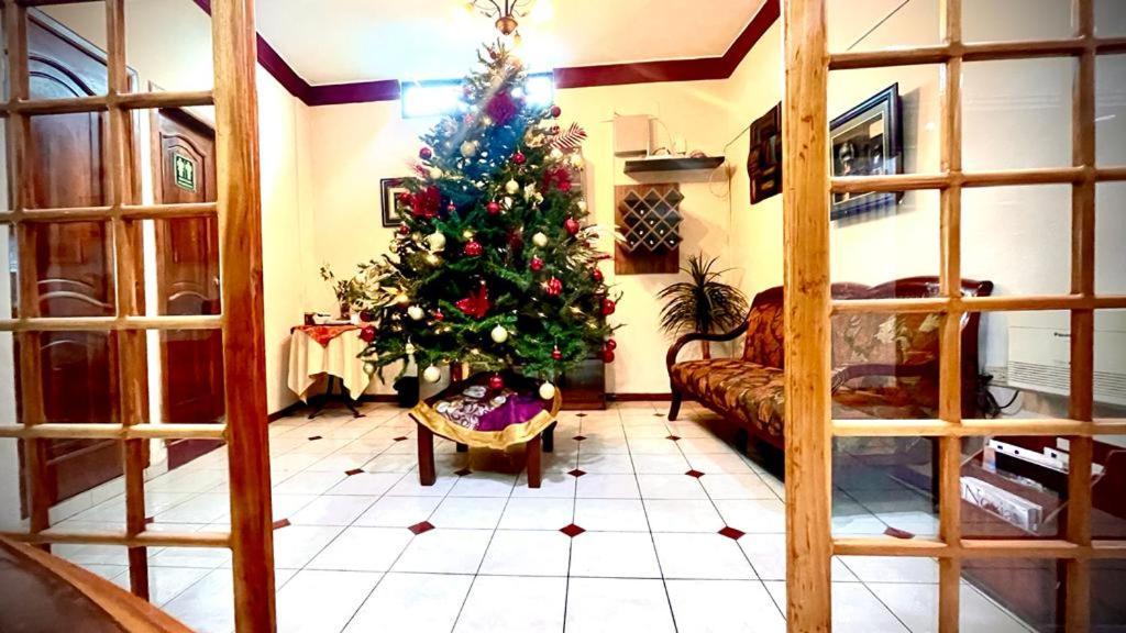 House Center Hotel Milagro Buitenkant foto