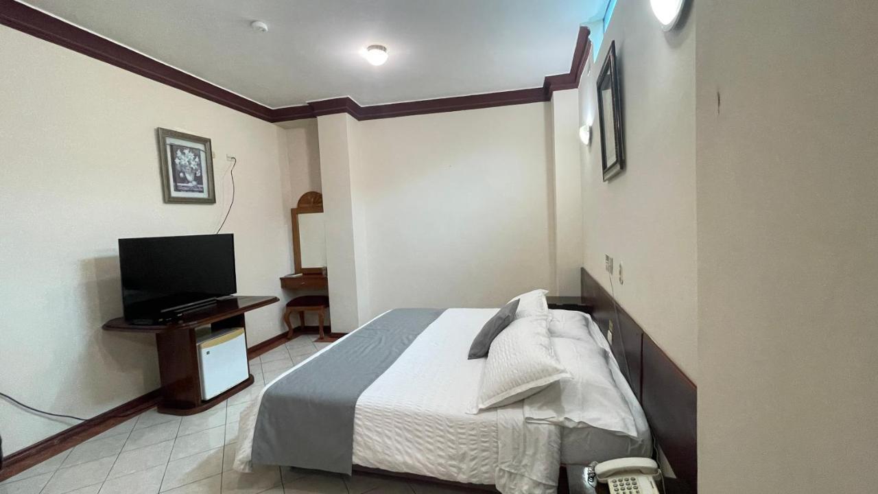 House Center Hotel Milagro Buitenkant foto