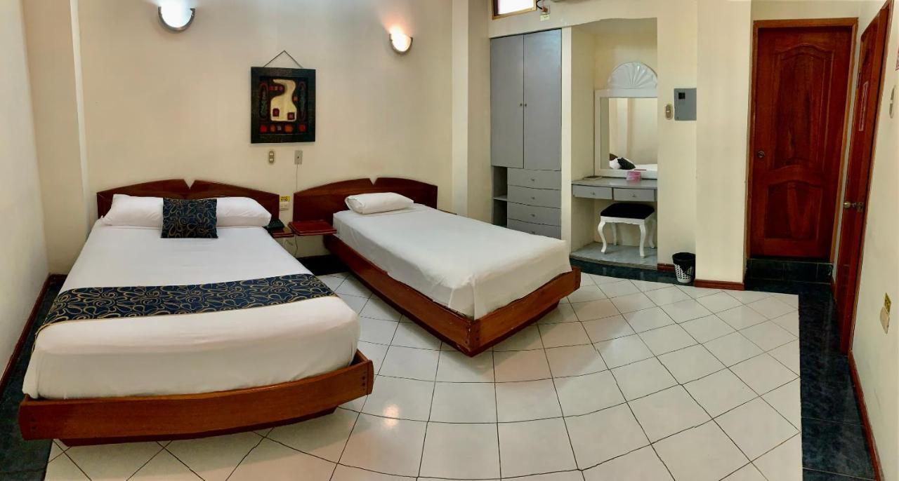House Center Hotel Milagro Buitenkant foto